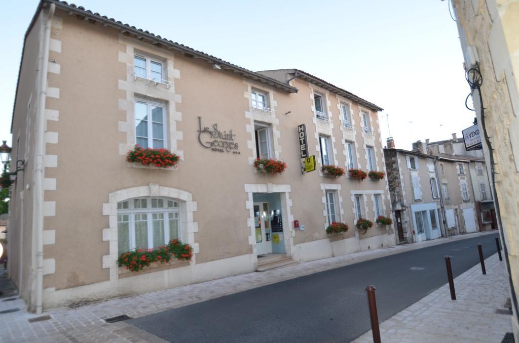 Logis Hotel Le Saint Georges Vivonne Exterior photo