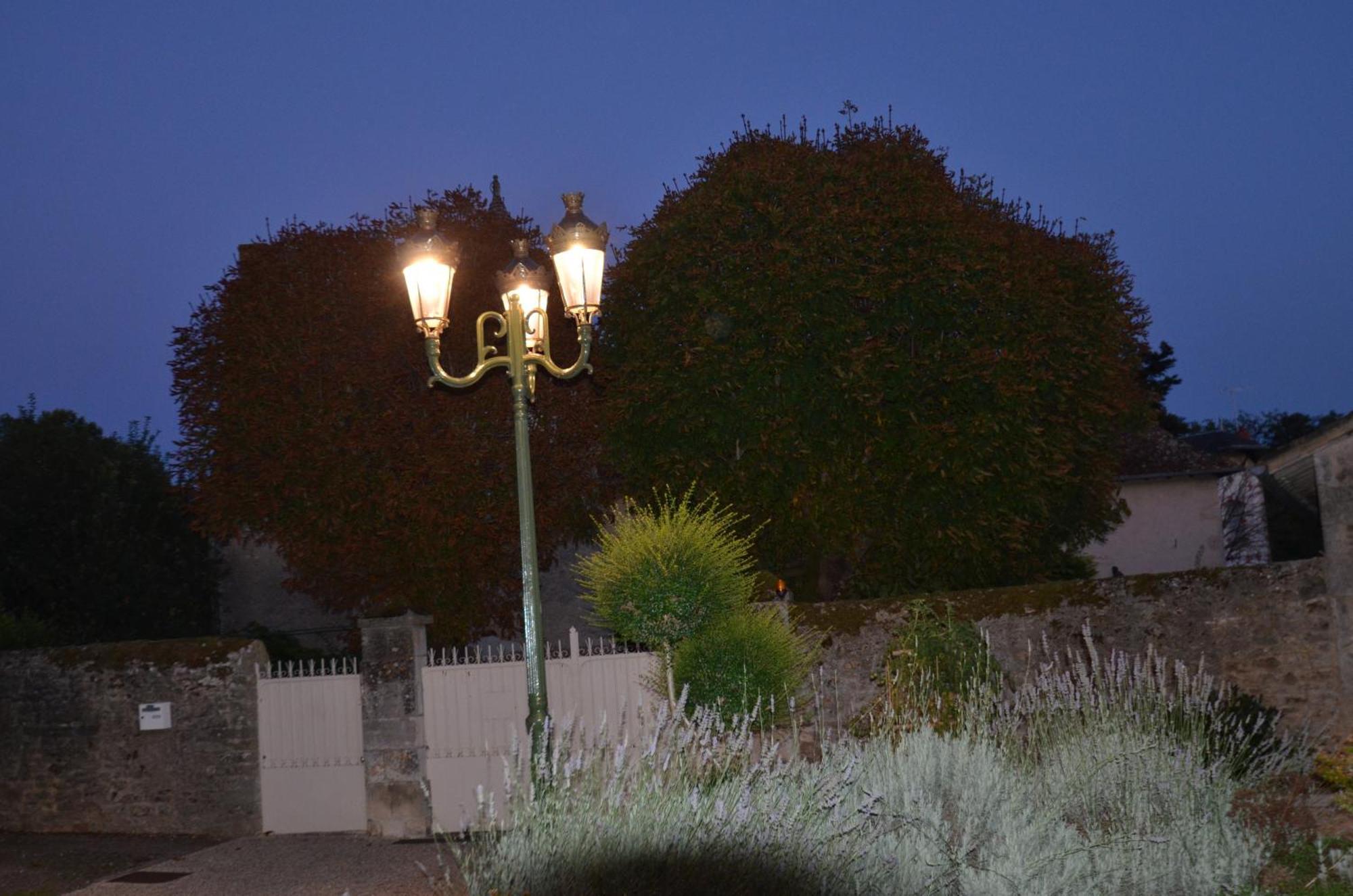 Logis Hotel Le Saint Georges Vivonne Exterior photo